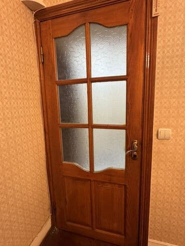 Qapılar və aksessuarlar: Taxta iç qapı dəsti - Material: təbii ağac (laklı), klassik dizayn - — 3