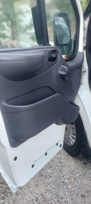 dizel 190 mercedes: Ford Transit: 2.4 l | 2005 il 605000 km Van/Minivan — 11