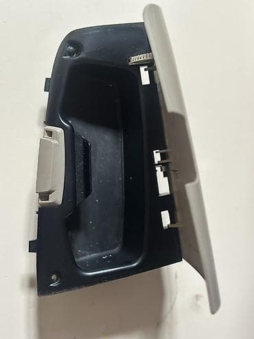 MAN avtomobili üçün torpedo/ön panel saxlama gözü eynək qabı (üst lalafo.az -da MAN avtomobili üçün torpedo/ön panel saxlama gözü eynək qabı (üst