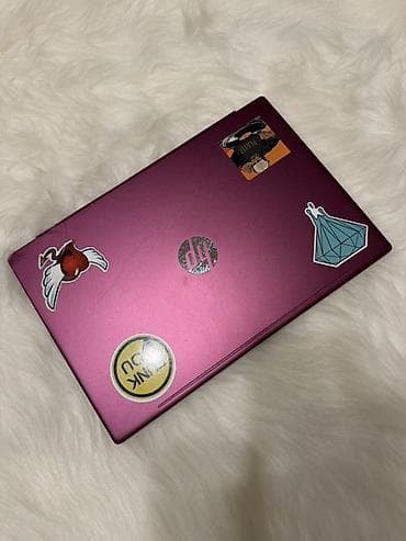 HP Pavilion 14 noutbuk - Rəng: tünd çəhrayı/qırmızı üst qapaq