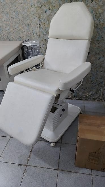 taxt ikinci el: İşlənmiş, Kosmetoloji kuşetka, Qatlanan, rəng - Ağ — 1