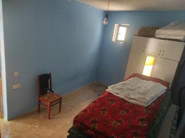 bina az şəmkir: İkinci ev 65 m² - 2 yataq otağı, 1 zaldan ibarətdir. Ev orta — 4