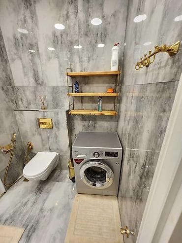 Mənzillər: İcarəyə verilir 3 otaqlı yeni tikili 101 m², Ağ şəhər q. Kateqoriya — 6