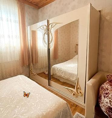 SAMİRƏ 🦋 Dolab satilir 170 azn unvan H.Aslanov dolab sokulu