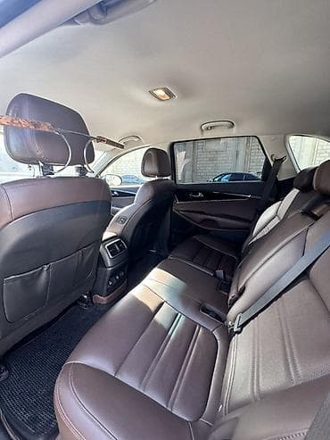 masin satiram: Kia Sorento: 2 l | 2017 il Krossover — 3