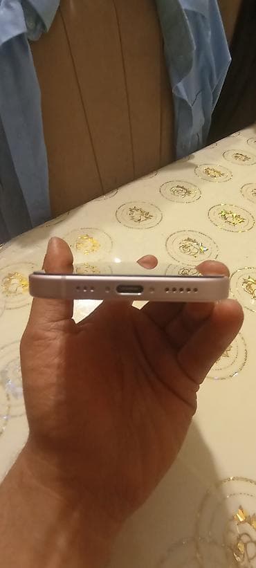 iphone 16 islenmis: IPhone 15, 128 GB, Çəhrayı, Simsiz şarj, Face ID — 7