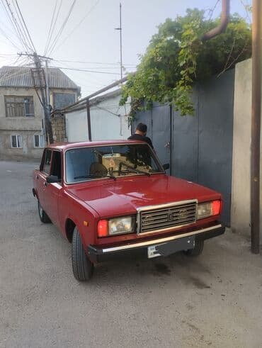 taksi ucun maşınlar: VAZ (LADA) 2107: 1.6 l | 1998 il 244000 km Sedan — 1