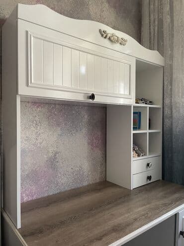 dik islenmis: Oğlan və qız üçün, İşlənmiş, Siyirməli, Yazı masası, Stulsuz — 4