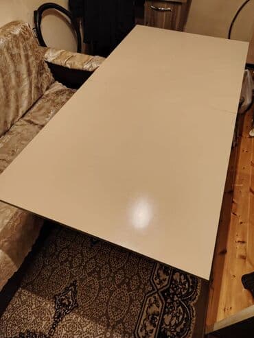 Комплекты столов и стульев: Журнальный стол, Б/у — 3