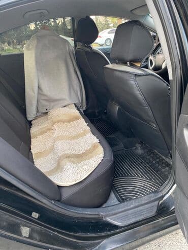 yuxuda nisan uzuyun qasi dusmesi gormek: Hyundai Sonata: 2 l | 2010 il Sedan — 7