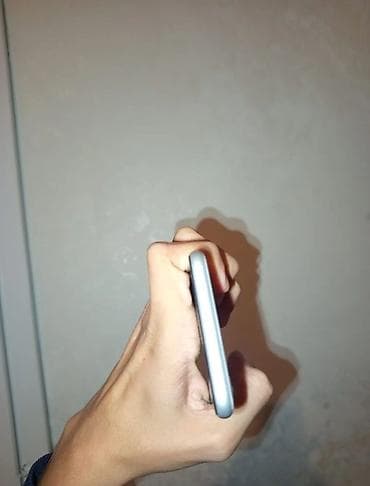 4gb ram laptop: IPhone SE, 64 GB, Ağ, Barmaq izi — 3