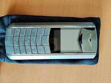 Vertu rəng - Qara, Düyməli lalafo.az -da Vertu rəng - Qara, Düyməli