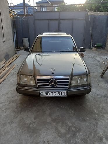 mersedes starter: Salam maşın əla vəziyyətdədi təzə təkərlər təzə sğorta texasmotor, yan — 1