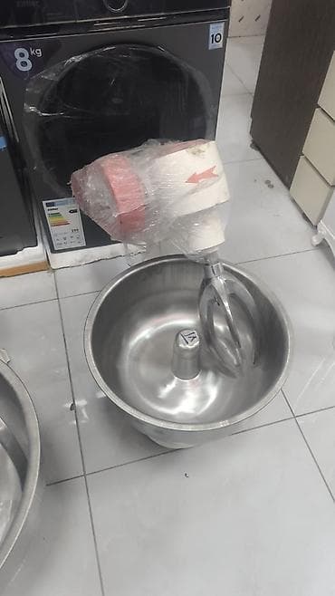 Sənaye tipli xəmir yoğurma aparatı - Paslanmayan poladdan iri həcmli