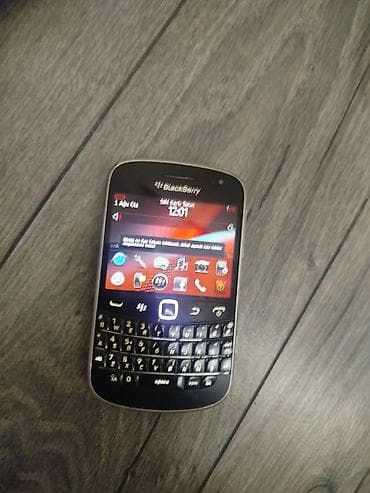 apple iphone 3g: Blackberry Bold Touch 9900, rəng - Qara, Düyməli — 3