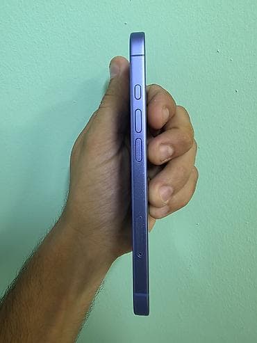 ayfon 19: IPhone 15, Göy, Face ID — 3