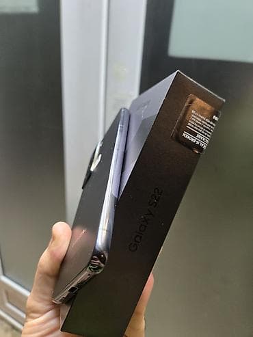 iphone 13 mavi: Samsung Galaxy S22, 128 GB, rəng - Qara, Simsiz şarj — 6