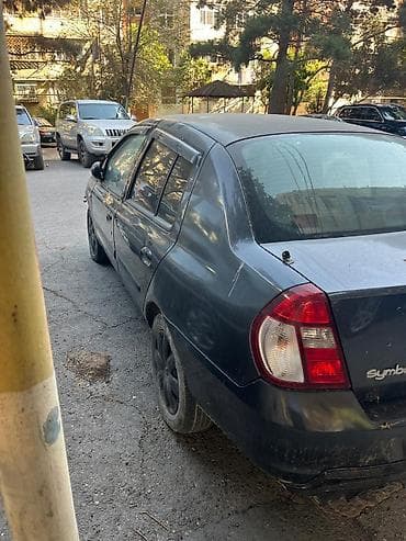 4 teker: Renault Symbol: 1.4 l | 2008 il 220000 km Sedan — 3