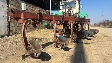 mersedes ehtiyyat hisseleri: T 150 Maz matoru. Barter de var Whatsapp 0558279997 — 6