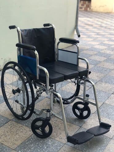 plastik cəllək: Əlil arabası (manual) - Karkas: parlaq xrom örtüklü möhkəm metal — 1