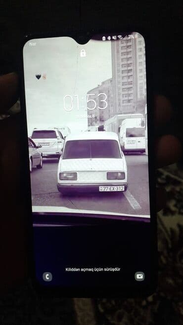 z fold 2: Samsung A10e, rəng - Göy, Qırıq — 2