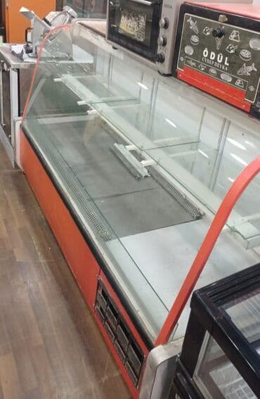 ficher soyuducu: Soyuduculu vitrin – market, ət dükanı, delikates və ya kafe üçün — 1