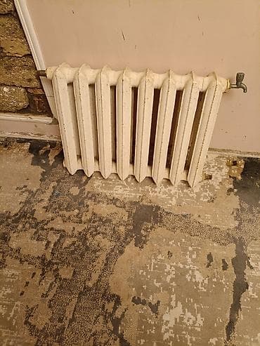 qizdirci: İşlənmiş Seksiyalı Radiator Çuqun, Zəmanətsiz, Kredit yoxdur — 1