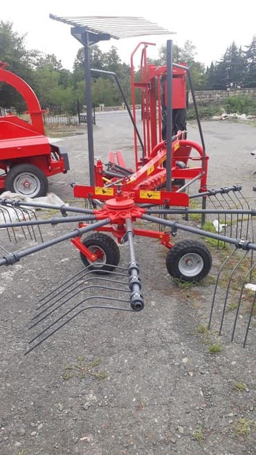 Ot toplama Dırmığı Helikopter tip. Türkiyənin çox keyfiyyətli Harmak