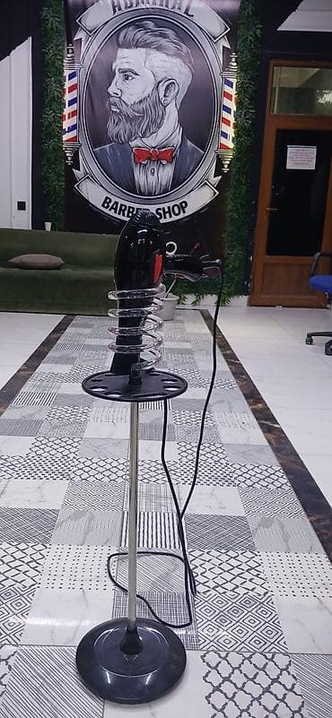 Profesional fen üçün salon stendi Xırdalanda yerləşir yenidir heç bir