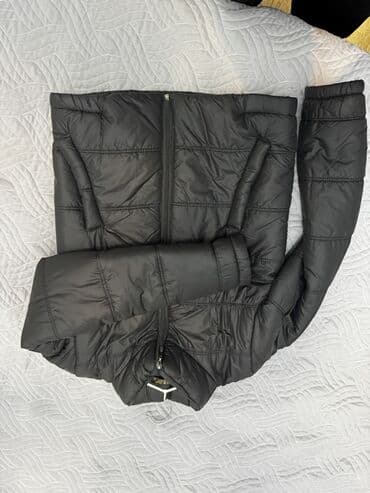 Qara rəngli yüngül puffy/şişmə gödəkçə - Rəng: mat qara - Üst