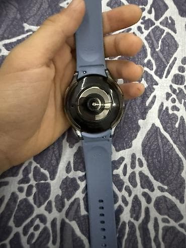 Galaxy saat satılır etraflı melumat ucun yaza bılersız endırım olacaq