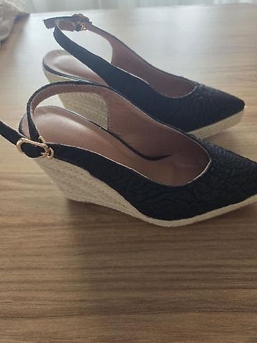 босоножки на платформе новые: Размер: 37, Новый — 2