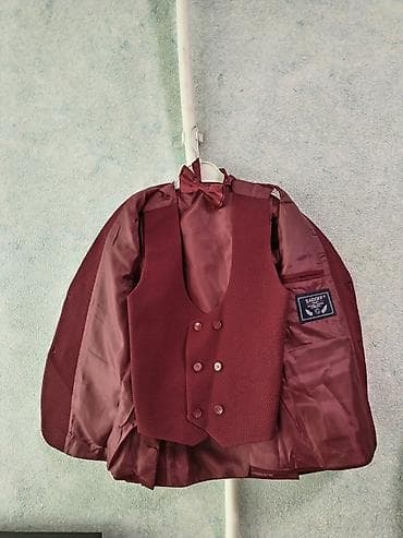 uşaq ucun traktor: Uşaq üçün klassik kostyum dəsti – bordo rəng 6-7yaş. 1 dəfə istifadə — 3