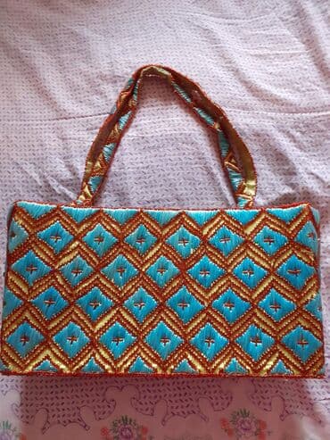 UcuzSumka.Təzə kimi.Mayadan çox ucuz satiram.Vishivkali,munçuglu. сох