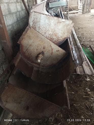 heyvan bazarı: Yem qabı, Yem üçün, Heyvanlar üçün — 3