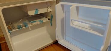 eurolux elektrik sobalar: Yeni Mini Midea Soyuducu Satılır, rəng - Gümüşü — 4