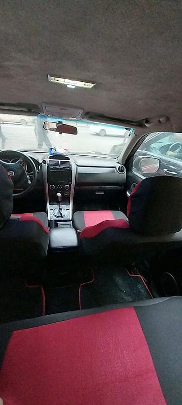 kia sorento 2005: Suzuki Grand Vitara: 2.7 l | 2005 il 225000 km Ofrouder/SUV — 5