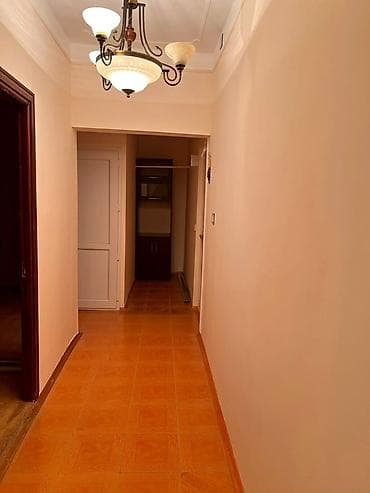 studio menziller: Ev 9 mkr 65/61 nomreli aftobusun son dayancagi terefde yerlesir — 9
