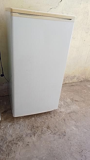 Soyuducu Dnepr yaxşı soyudur işləyir problemiz. Caspian Plazaya