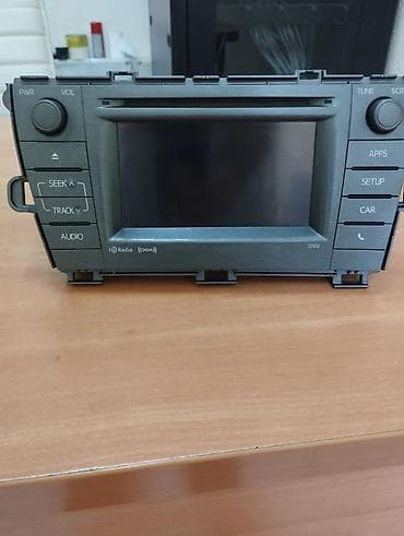 poco 3x pro: Toyota Prius 30 kuza üçün orijinal multimedia/radio başlıq bloku - Ön — 2