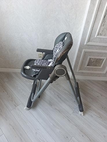Yemək masaları, oturacaqları: Kidilo uşaq yemək stulu.
Yelləncək kimidə istidə olunur
Əla vəziyyətdə — 3