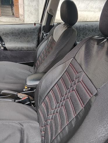 Продажа авто: Opel Vectra: 1.6 л | 1997 г. 481000 км Седан — 8