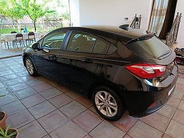 bmw acar: Chevrolet Cruze Hatchback – 2018 - Kuzov: hatchback, qara rəng - — 8