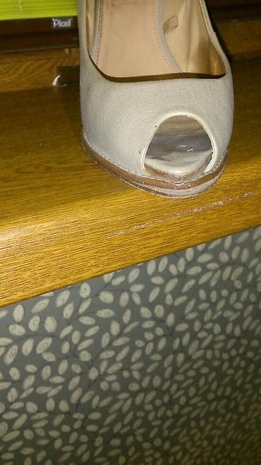 Şəxsi əşyalar: Туфли из кожи на скрытой платформе очень удобные раз 38 Италия — 2