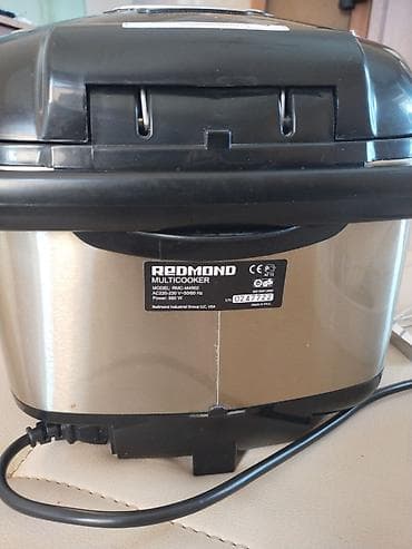 Redmond Multicooker RMC-M4502 - Güc: 860 Vt - Gərginlik: AC 220–230 — 1