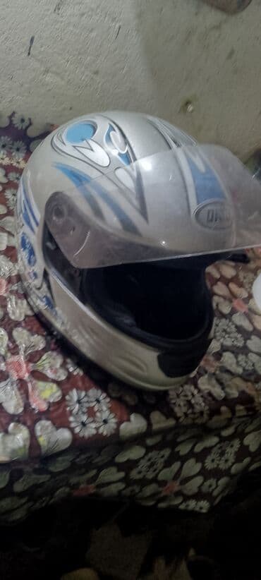купить шлем для мотоцикла бу: Yaxşı vəziyyətdədir qiymət sondu 
Yango sunkasi da var 25 azn — 3