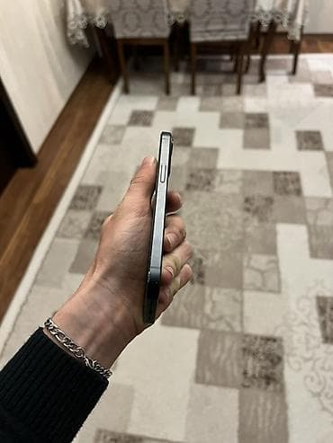 iphone replika: IPhone 13, Qara — 7