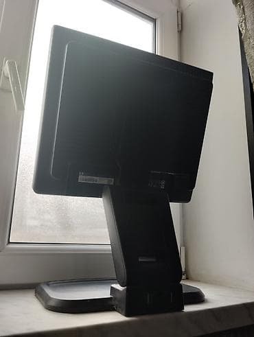 elantra manitor: HP L1740 LCD monitor - Ekran: 17 düym, 5:4 (kvadrat) format - Mat — 4