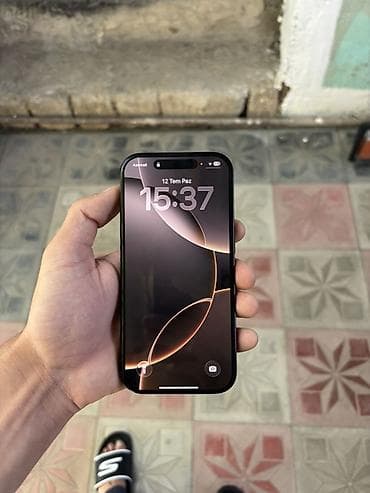 philips xenium 9@9d: IPhone 16 Pro, 128 GB, Black Titanium, Face ID — 2