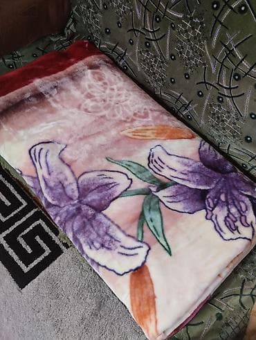 Süfrələr: İkineferlik puxoviy odyal.Olculeri 200*240.Yenidir. Endirim yoxdur,son — 6